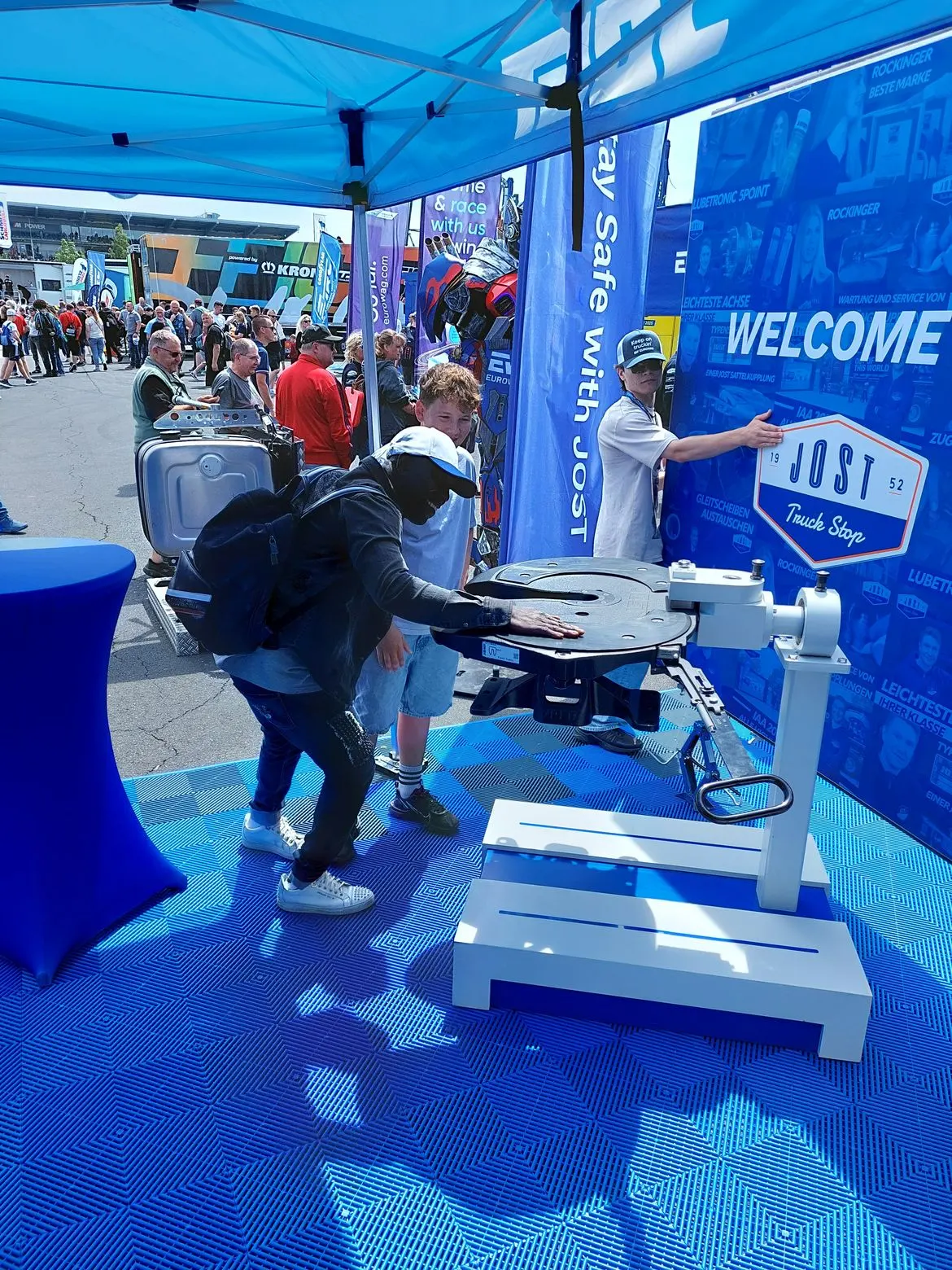 Motorsport fever in France and Spain