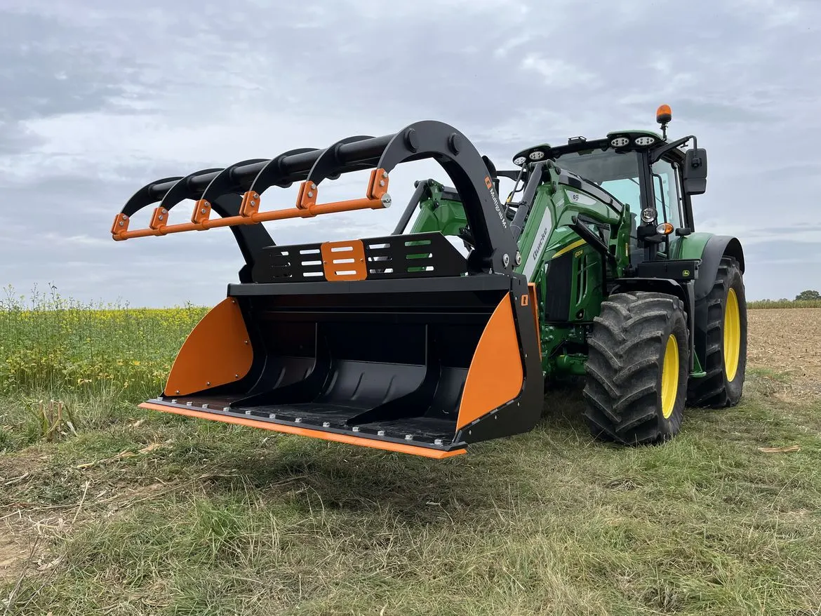 Multigrab_M__Spill_Guard_John_Deere_6120M_Q5L_Germany